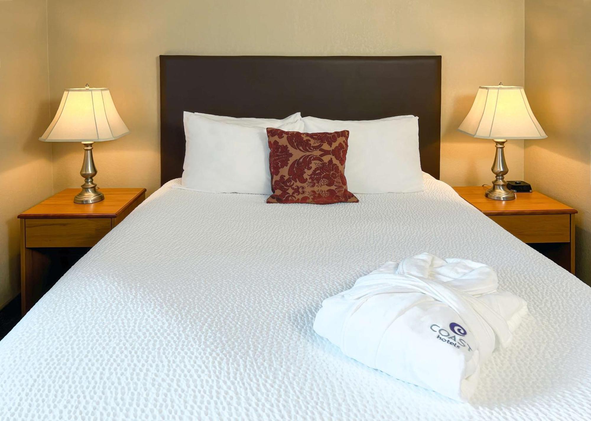 Coast Swift Current Hotel Εξωτερικό φωτογραφία